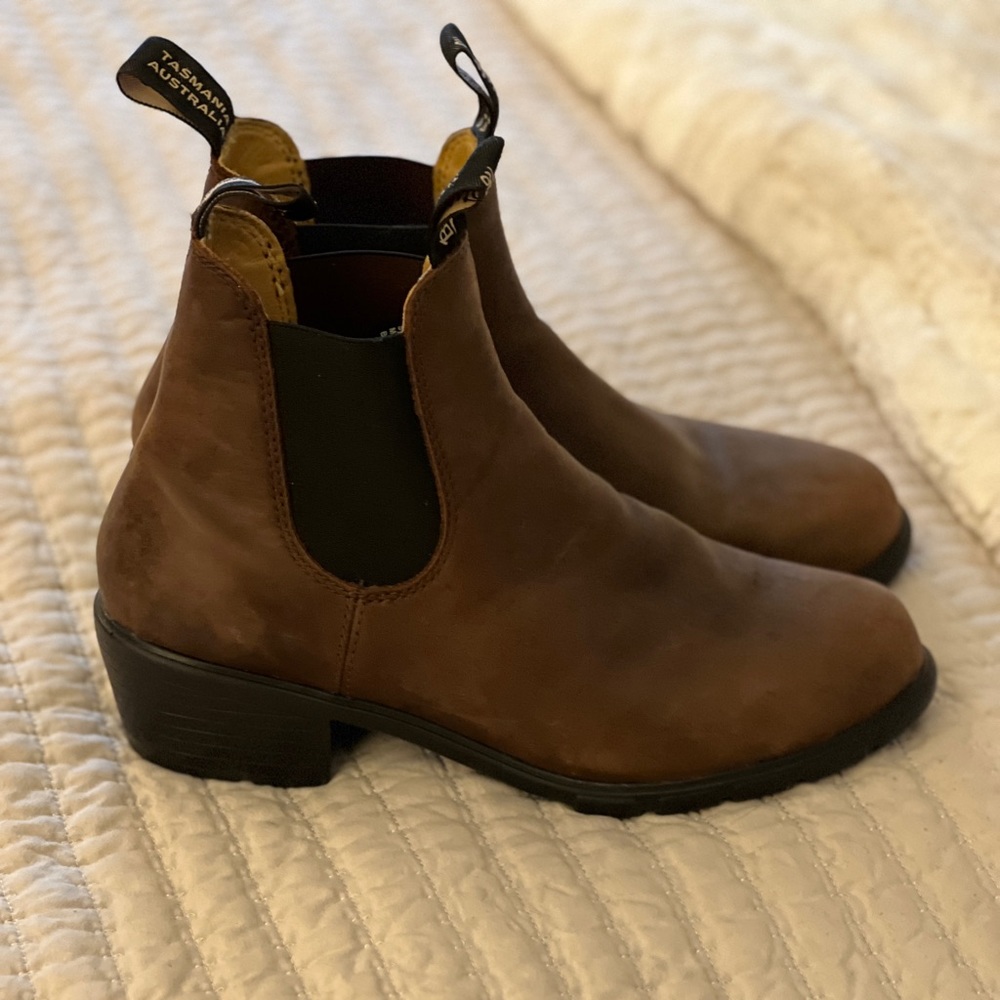 Blundstone Women’s boots! US9, AU6. Worn twice!
